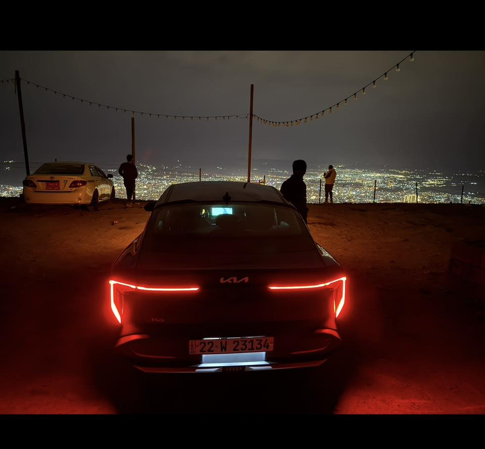 موديل 2025 
رقم اربيل تحويل وكاله مضمونه السياره دخول جديد
ماشيه فقط 10 الاف زيرو بعدهه 
جاهزه وفقط بنيد حادثهه بدون اي دواخل شرط
بدون ارباك مامشتغل ولا كلوب بدشبول
مواصفاتهه نص فول رادارات توقف ذاتي شاشه جبيره متصله
بصمه تشغيل عند بعد
البجم لدات اماميه وخلفيه
داخلهه لونين 
فقط بنيد مبدل بدون ارباك
مكاني بغداد الجديده سعرهه 172 وبيهه مجال فقط بيع بدون مراوس اي ستفسار اتصل عل رقم 
***********
