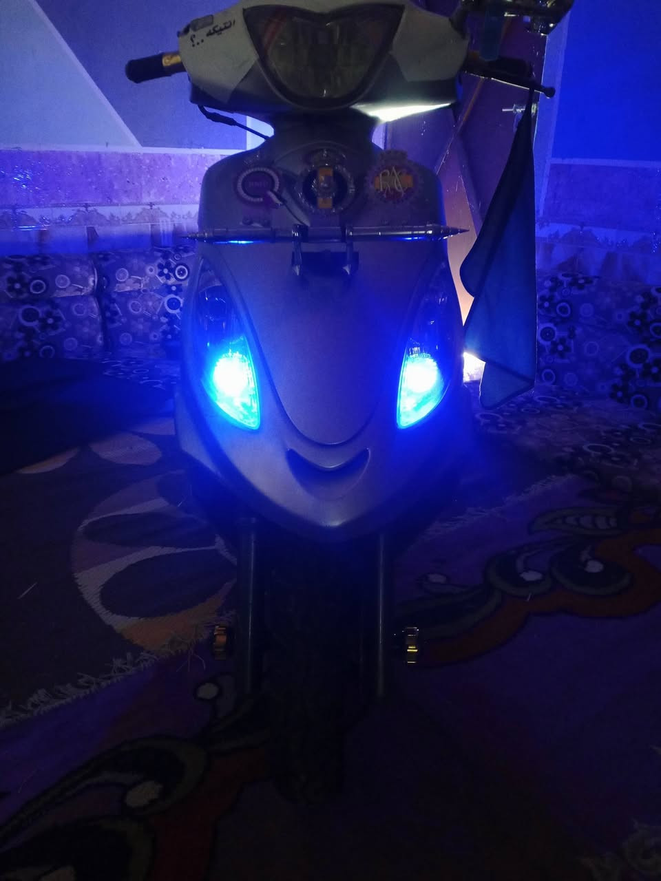 سلام عليكم
كامكو البيع موديل2016فحل دراجه نضيفه وحلوه دراجه مكفوله كفاله عامه تاخذه وين ماتفحص افحص دراجه نصبتها حلوه دراجه بيها زنون كلجات رياضي بيها كشن رياضي اذا تشوفها بل حقيقه بعد الاحله ..السعر 950وبيها مجال الطيبين كل هلا بيكم🤎🤍 ***********
