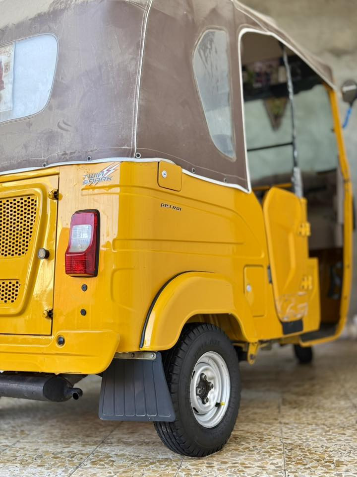 السلام عليكم 22 شهر 12 طالع ب 23 رقم واسط بسمي تحويل ثاني لوحات وهزه وكامله ❤️***********
