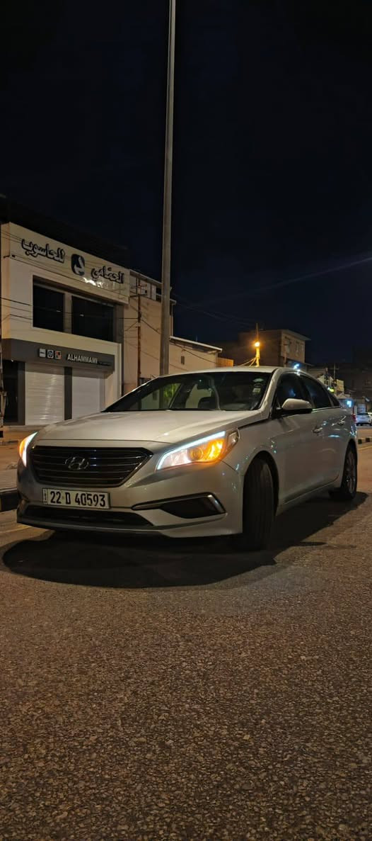 سلام عليكم
سوناتا 2017 وار امريكي 
رقم اربيل بسم كردي 
السياره جاهزه من كلشي برغي ماعايزه 
 مامفتوحه و كير مكفول 
السياره كله ليبر واحد بدون تبديل 
 حداديه جديده وره وكدام 
تخم تاير ياباني جديد قبل يومين من شديته 
السياره ماشيه ٩٠ميل 
زبعد موصفاته السوناته معروفه 
دواخل لونين 
السياره نضيفه كلش وما متعوبه وماملعوب بيه ابد السعر 118 وبيه مجال 
مكاني النجف كوفه حي ميسان 
*********** واتساب
غير متواجد ع النت
