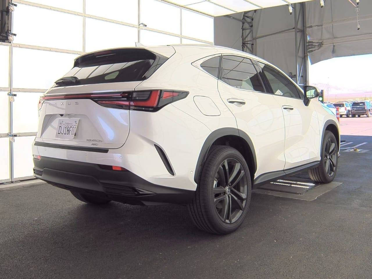 لكسزز 2024 وارد امريكي NX450H
فول مواصفات للاخير الوحيده بلعراق بلوارد أمريكي تختلف عن الخليجي بلمواصفات والاوبشنات ونضام البلكنك الشحن المنزلي 
تعمل بثلاث انظمه هايبرد وبانزين وكهرباء حادثه بابتين مبدلات حصرا من شركه لكسزز اوردر من اليابان 
السياره مرقمه بغداد وجاهزه من كلشي للاستفسار الاتصال عله الرقم رجا مجاوب تعليقات مكلف بلنشر 
***********
***********
