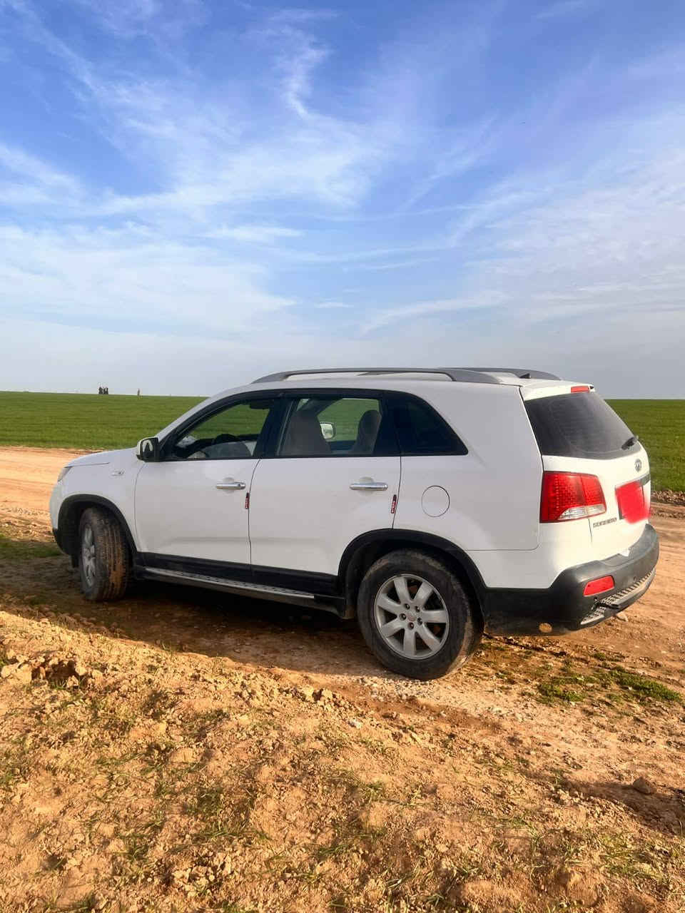 سورينتو 2011 بانورما فول عادي
مكفولة من الدعامية إلى الدعامية من كل شي 

السعر 150 ورقة بيها  مجال 
الاتصال على الجوال 
***********
