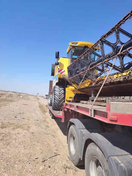 للبيع حاصده هيدرو ٢٠١٣ نظيفه  جدا ٥٠ ٥٠ فول مواصفات مشتغله ٣٠٠٠ او اقل مكفوله
***********  مكان ديالى
