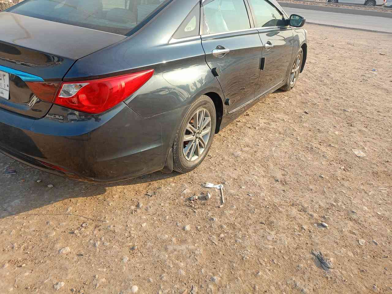 سلام عليكم سوناتا للبيع 2013وارد امريكي ضررهه بس بنيد رقم بغداد سنويا مجدده سيارة باسمنه السعر دفتر وخمسة وبيها مجال سيارة جاهزة من أي نقص العنوان واسط العزيزية الاتصال ع رقم الهاتف ***********
