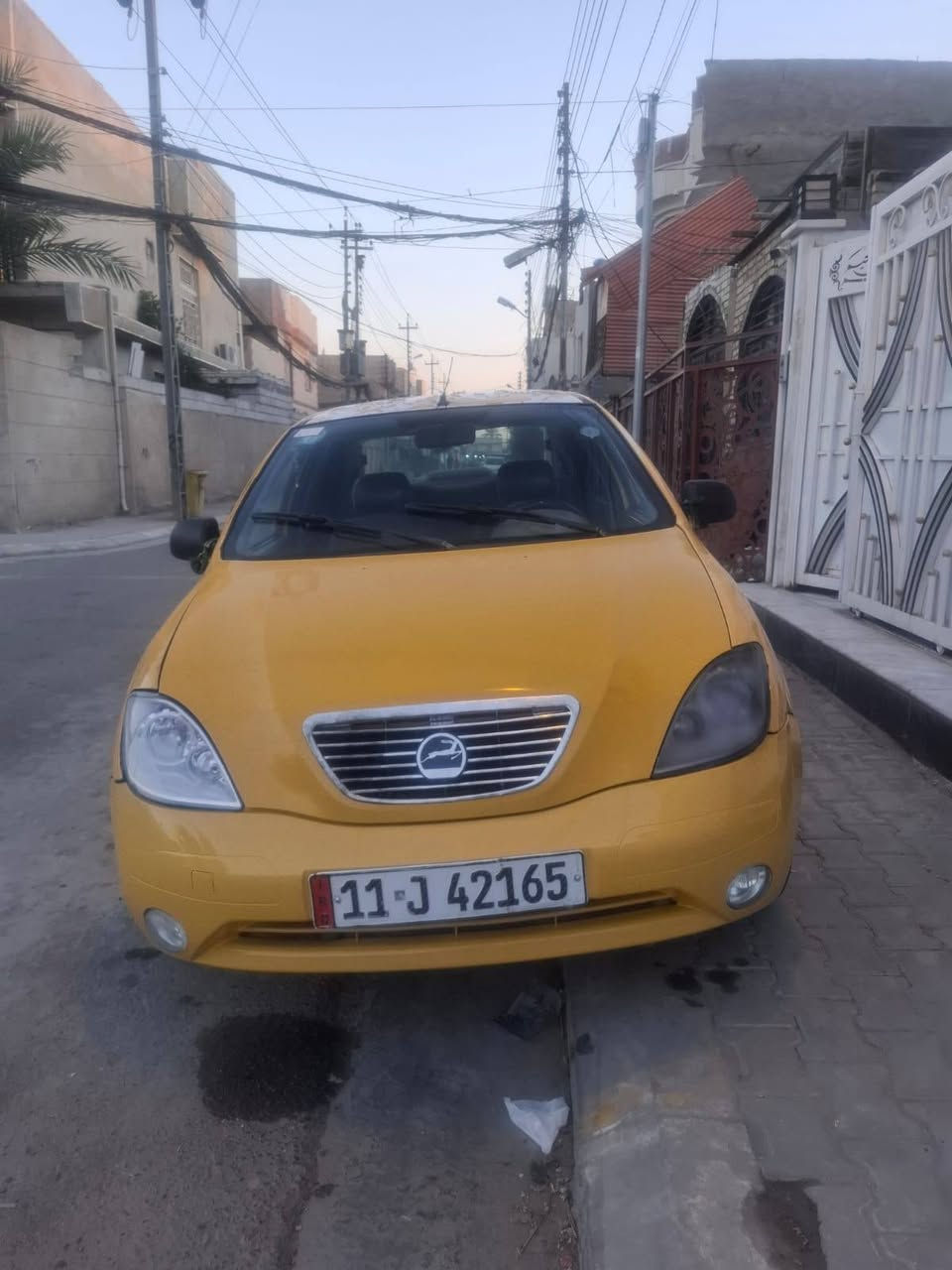 السلام عليكم طيبه لبيع موديل 15  سياره جاهزه من كلشي كير ومكينه وشواصي تبريد تتفئه خير من الله سياره انضف من لصوره بعد الله شاهد
لسعر 42.
العنوان كربلاء حي المشتبه
رقم الهاتف ***********
