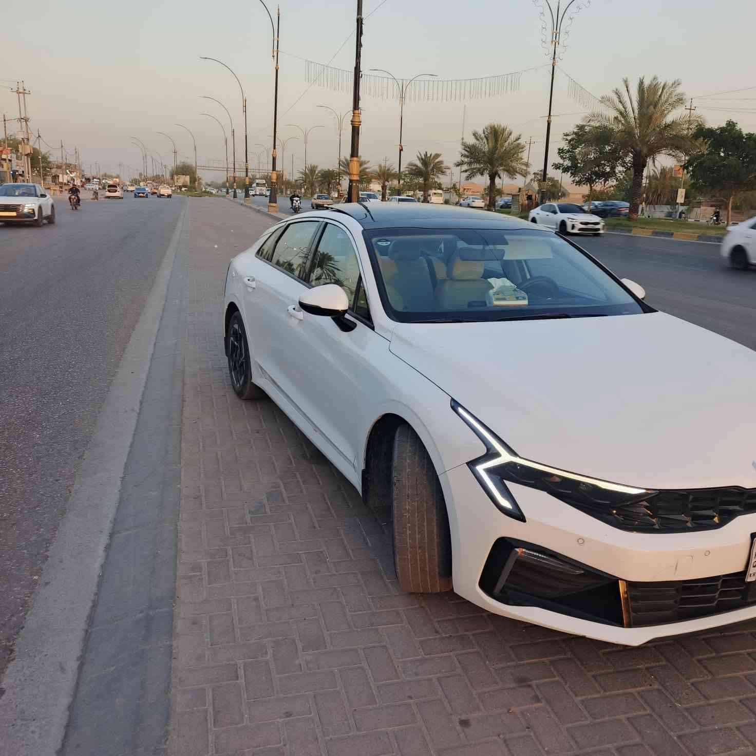 24خليجي للبيع كفاله بسمي مكانه كربلاء سعر220مجال قليل
***********
