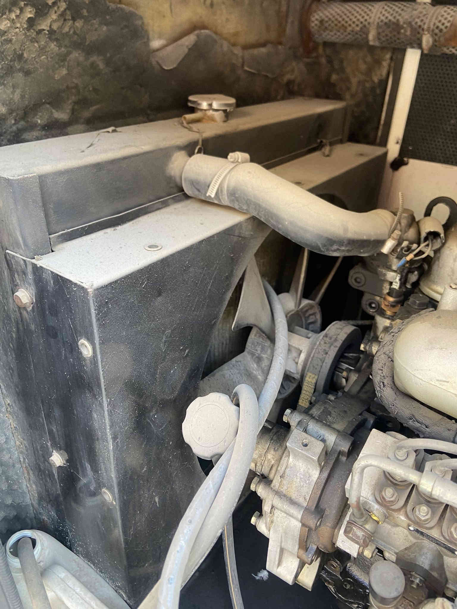 السلام عليكم مولده للبيع 45 كي في جاهزه وشغاله كاتم المكان بغداد السعر 25 ورقه للاستفسار *********** واتساب التواصل مستعجل على بيعها
