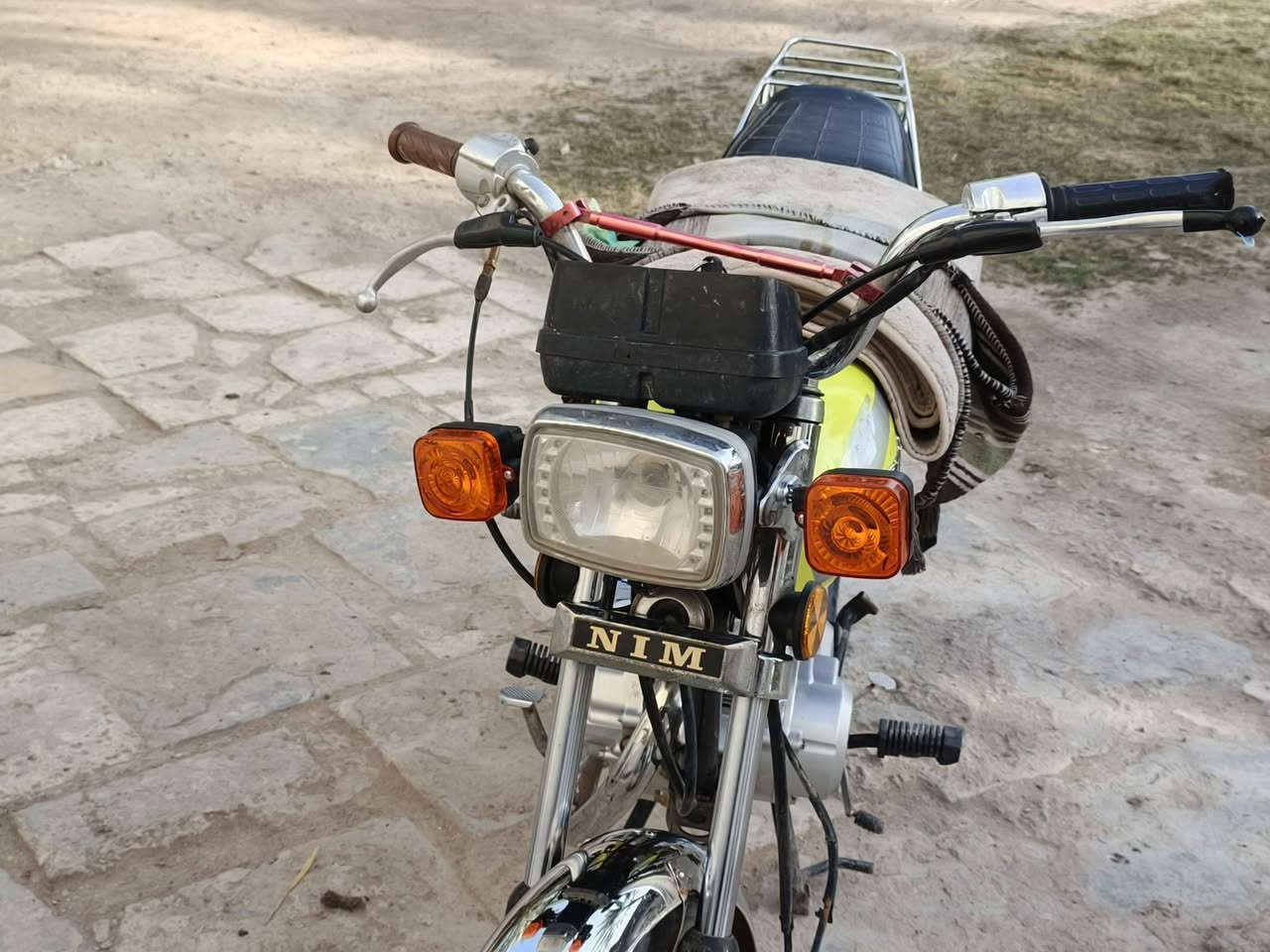 السلام عليكم دراجه لبيع نامه امتياز  مديل 2023دراجه نظيفه حلو محرك ما مفتوح الكهربايات كامله اوراق سكنر  السعر 525 بيه مجال مكان كربلاء الإبراهيمية الحسينيه وشراي يتصل ***********
