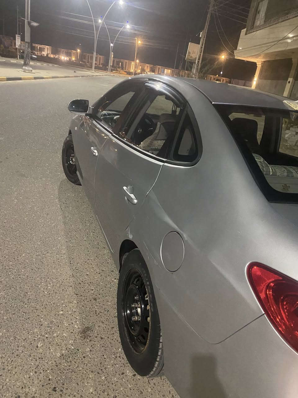 السلام عليكم
ادوات ادوات
2008 متومه شمالي بس رقم
كص جنطه 
جاهزه السياره 
حداديه نص عمر 
عنواني بصره
السعر 40 وبيها مجال 
تواصل :***********
