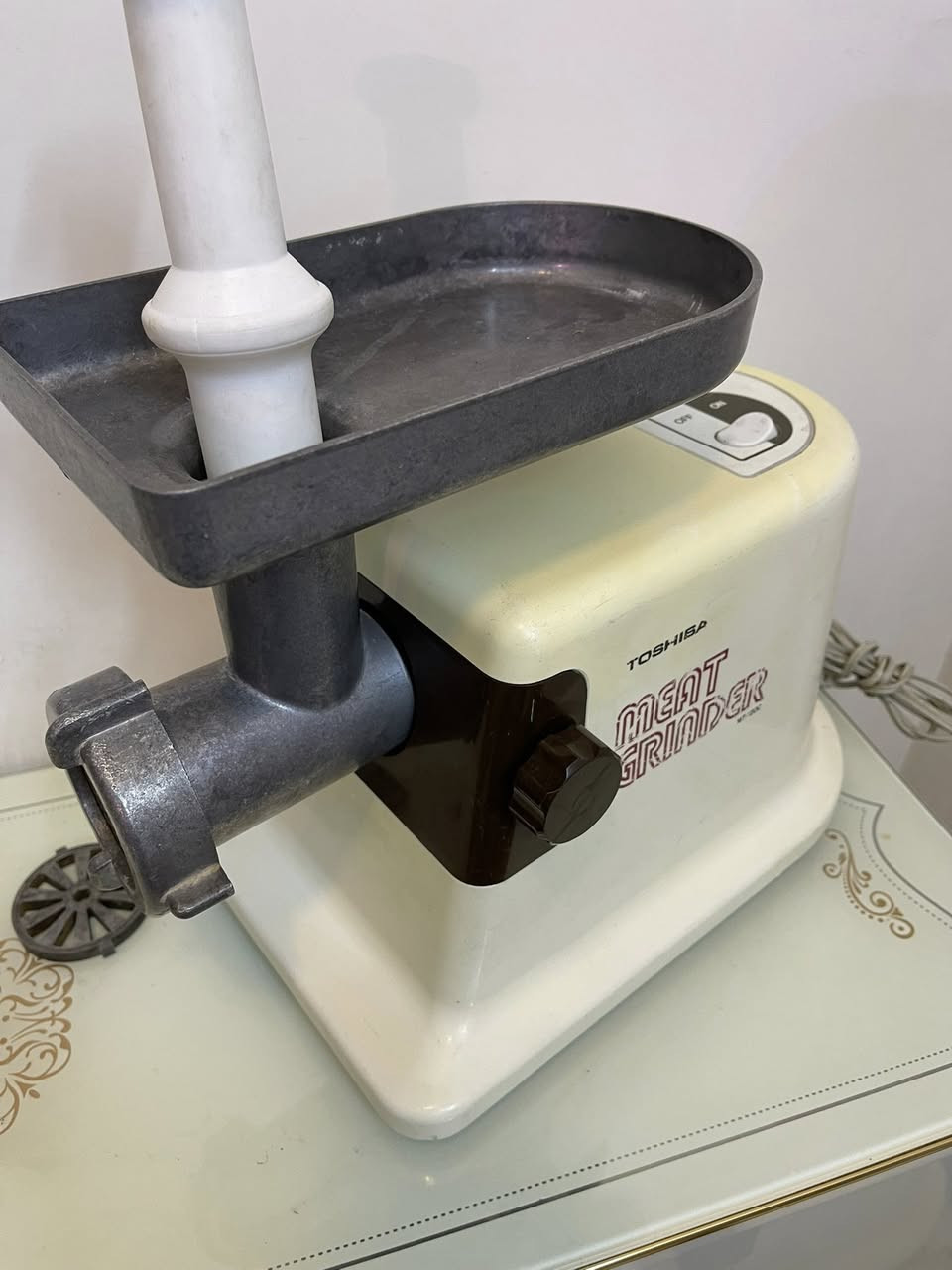 السلام عليكم
مثرامة لحم توشيبا ياباني الحجم الكبير كاملة وشغاله ع فحص نظافتها واضحة بالصور


**إذا كنت صاحب هذا الإعلان وتريد حذفه لأي سبب، رجاءا أرسل رسالة إلى الدعم الفني**