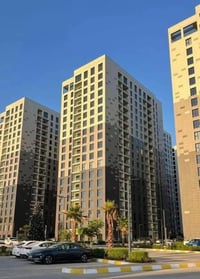 ️ شقق للإيجار | مجمع مارينا السكني 🏢✨ خيارات متعددة • مساحات مختلفة • ...