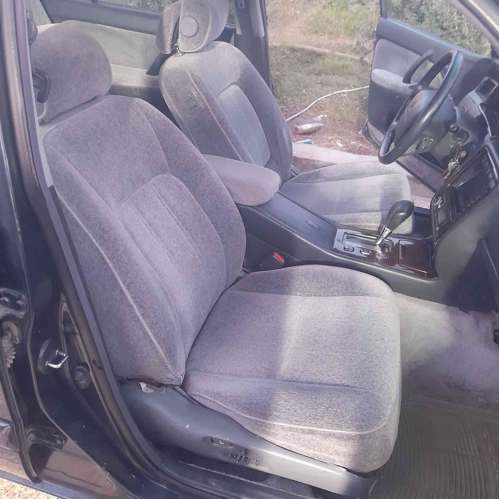 السلام عليكم راس الثور تكم موديل 2000 طويله شاصي 55 محرك 3000 فيشه وبطل اسود كشنات كهربائيه 3دكم رقم انكليزي باسمي سنويه لحد 2030 كير ومحرك على الشرط توني شادهن سياره ماعايزه شي مكفوله كفاله عامه  من الضربه ونقل جثه والكص مصبوغه عام للجماليه  سعرها ٨٥ مكاني نجف قضاء الكوفه


**إذا كنت صاحب هذا الإعلان وتريد حذفه لأي سبب، رجاءا أرسل رسالة إلى الدعم الفني**