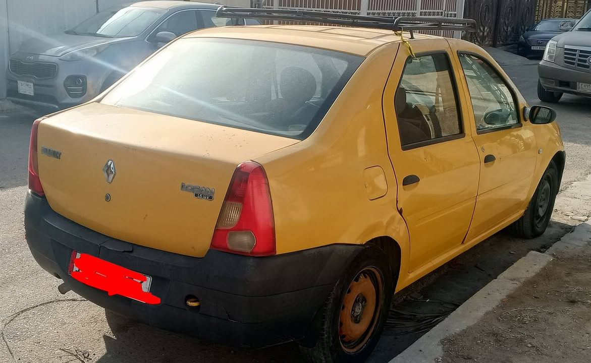 بيع مستعجل . سيارة رينو لوكان 2010 . سنوية مشروع وطني جديدة . كير محرك شغال السعر 26 ورقة . المكان بغداد . تلفون ***********  وبشرط تحويل مباشر
