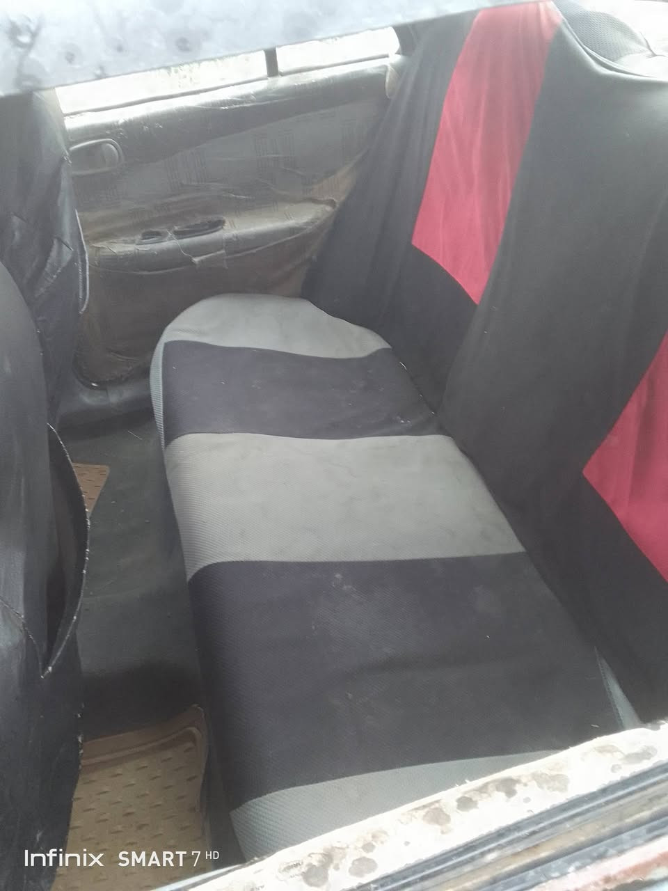 سلام عليكم سيفيا البيع موديل 95 كير خير من الله المحرك بيه تبخير شويه السعر 27وبيهئ مجال حك الجيه المكان يم جسر القطاع اتصال علا الرقام *********** ***********
