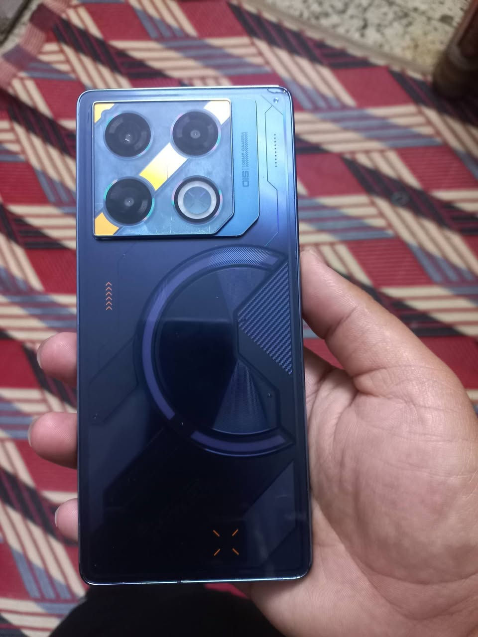 سلام عليكم جيتي 20 برو بوبجي 120 فريم مكفول من عطل وتصليح بي فطر هاي نقطة بسبب كسر بس ما مأثر علية سعر 140 شراي يجي خاص لو يتصل ***********
