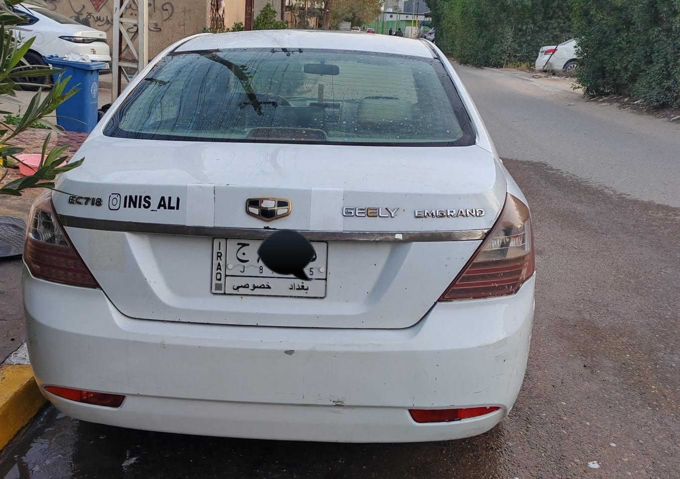 السلام عليكم جيلي امكراند موديل 2011 بيهة ضرر جاملغ امامي ايمن مبدل وايسر مصلح وجاملغ خلفي معمر السيارة ماشية 183 رقم بغداد ألماني السيارة بحاجة إلى صبغ عام وقليل سمكرة لوجود خياس قليل السعر ٤٥ وبيهة مجال ان شاءالله مكاني بغداد الدورة ***********
