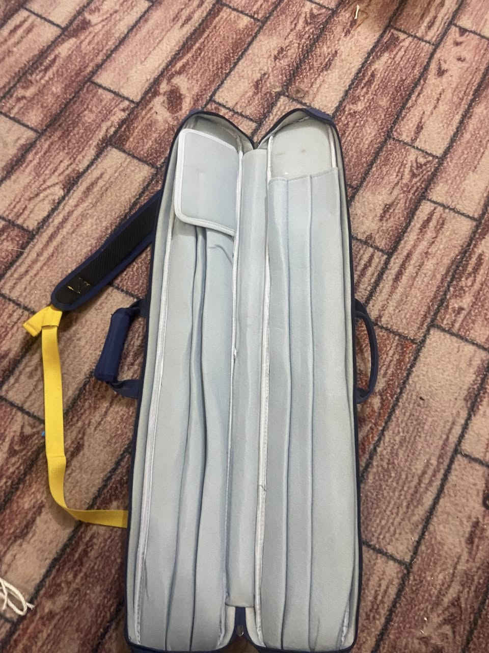 للبيع جنطه بعدها نضيفه ماصلها هواي من مشتريها التفيده يجي خاص او رقم***********
