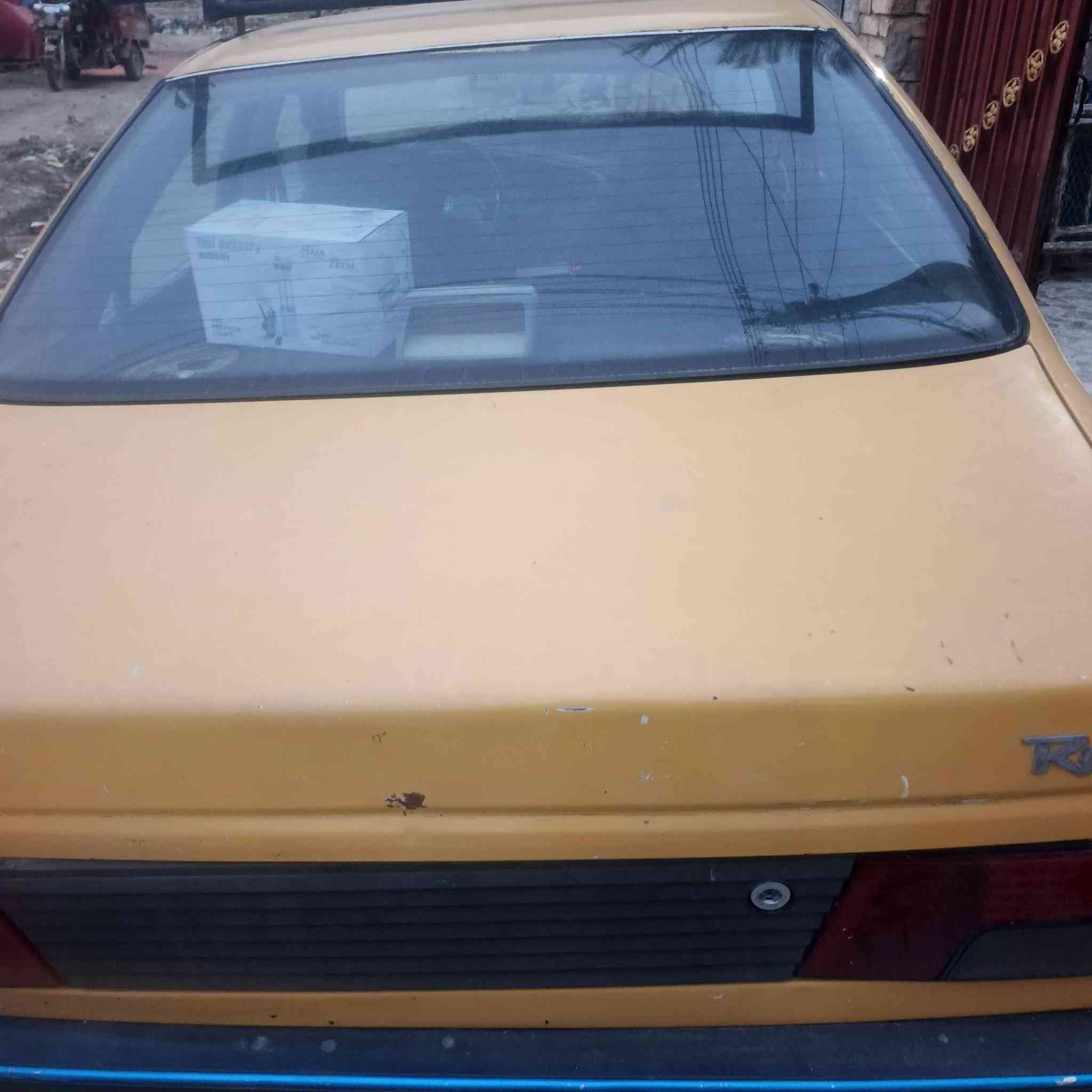 السلام عليكم بيجو روه جديده كلش ٢٠١٠ بيه تبخير غرامه ٦٠٠ عليه هيئة وغرامات السعر تحويل رقم الماني
١٣صافي أخذ وبيه مجال قليل للستفسار ***********
