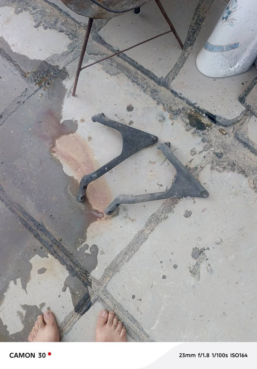 غراض للبيع مال هينو انكر بكاني بغداد هاتف ***********
