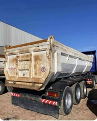 شاحنة • هاولير • للبيع