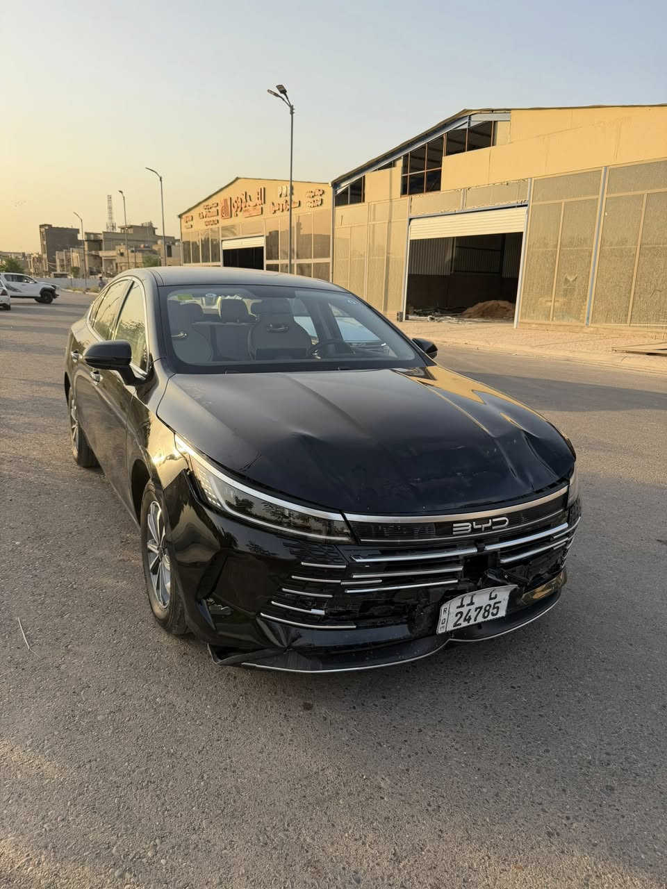 بيوادي دستروي موديل 2025 
صار بيه طخه بالبنيد بدون دواخل 
شباك مكسور موضح بالصور 
سعرها 18100 
العنوان بغداد 
الهاتف ***********
