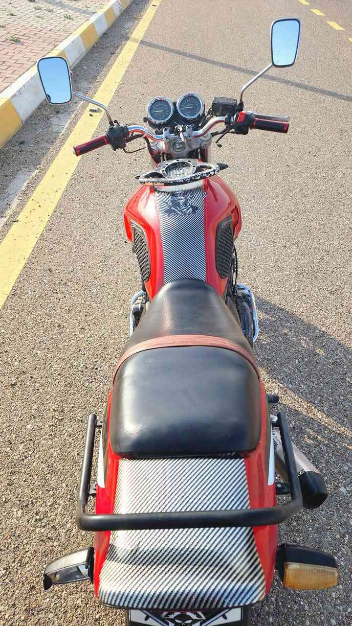 سلام عليكم
سيبي فور للمراوس فقط هيوشه او سايم شرط اريد نضيف ما اريد تعبان
دراجه مكفوله محرك كير شرط بعدهن علبلاد 
مي راديتر جديد 
بلكات جديده
شخاطه جديده
كابريتر منضفه جديد 
دهن جديد 
تاير خلفي جديد 
بيها نواقص بسيطه دسكات بريك خلفي منتهيه وأشاير ما تشتغل 
لتعجبه ويريد يراوس يتفضل خاص 💞


**إذا كنت صاحب هذا الإعلان وتريد حذفه لأي سبب، رجاءا أرسل رسالة إلى الدعم الفني**