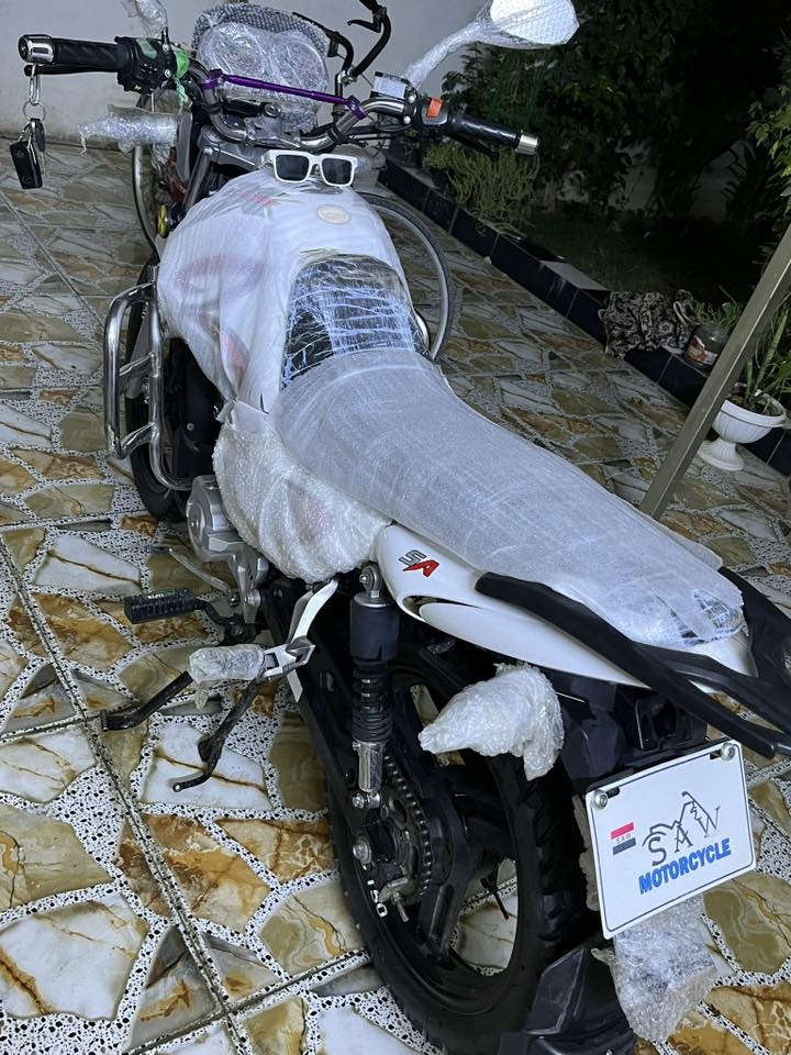 السلام عليكم
ماطور سنكي للبيع 
مديل 2023
ماطور مكفول من كلشي
السعر 1400وبي مجال 
***********
