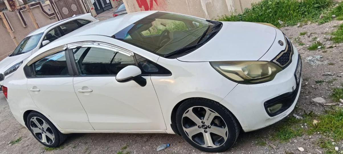 ملاحظة مكلف بل نشر التواصل فقط عل رقم
‭0771 849 6882‬

السلام عليكم 
كيا ريو 2012للبيع السيارة نضيفه 
السيارة بيها ملاحظات ونفس ما موظح بل سونار 
ضررها بلا دواخل 
والاير باك سليم 
مكينه 16 دوش 
والكير ATF المرغوب 
السيارة باسمنا 
ورقمها اربيل وشرط التحويل 
السعر 82 وبيها مجال بسيط للطيبين
السيارة موجوده داخل الموصل
