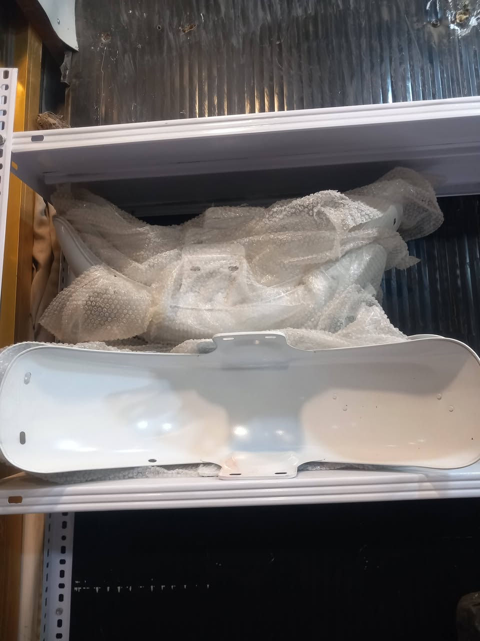 جاملغ دايون لونين ابيض واحمر جدد غير مستعملات تعزيلة محل ابيع جوة سعر الجمله السعر 3000 دينار عدد محدود المكان سوق الشيوخ 
لتواصل *********** واتساب
