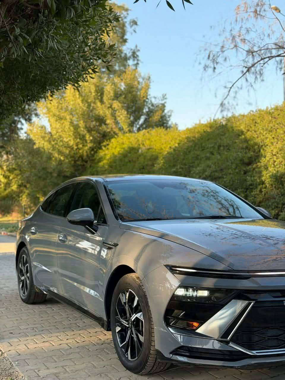 هونداي سوناتا 2024 لون سموك مميز  حادث خدوش سحطيه فقط  

محرك :2500 gdi تنفس طبيعي 
وارد : اميركا 
عداد المشي :42 الف مشي اميركا فقط 

مواصفات فول عدا بانورما 
1_بصمة
2_تشغيل عن بعد 
3_بصمة ابواب 
4_كير تعليك 
5_شاشه حجم كبير 
6_نقاط عمياء 
7_كشنات كهرباء 
8_تدفئة كشنات 
9_رادار امامي وكامره اماميه 
10_رادار خلفي وجانبي 
11_لد امامي خلفي 
12_لايت عدسات 
13_مودات قيادة 
14_عدادات الكترونيه متغيره 
15_منافذ شحن خلفية 
16_فول تحكم ستيرن 
17_فول قيادة ذاتيه مع تحديد مسار 
18_سايد بريك كهرباء 
19_مانع انزلاق 
20_اوتو هولد 
21_كامره خلفية بدقة hd
22_شفتات ستيرن 
مرقم اربيل كامل ( تحويل مباشر )


**إذا كنت صاحب هذا الإعلان وتريد حذفه لأي سبب، رجاءا أرسل رسالة إلى الدعم الفني**