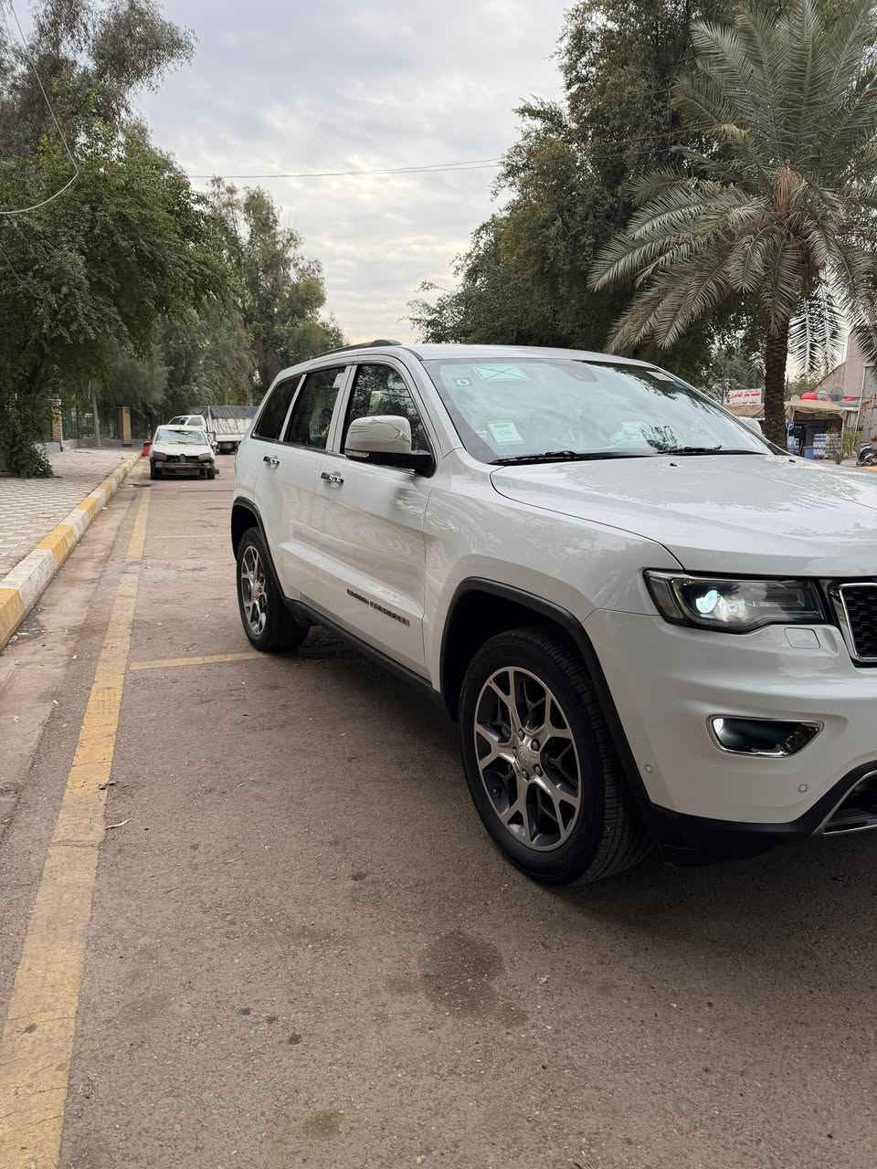 سلام عليكم
للبيع جيب لمتد بلاص 2020

وكالة ليث العبيدي فول الفول

خليجي باسمي مكفولة كفالة عامة

الاستفسار ***********

مكان السيارة بغداد الكاظمية
