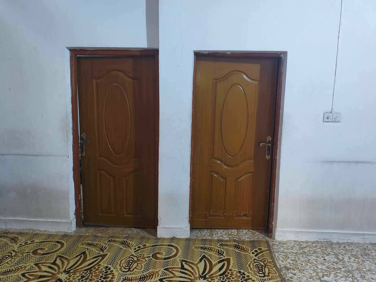 بيت ١٥٠متر قطاع ٢٢شارع ٨متر قريب جدا من شارع الكيات ٣غرف وصالة واستقبال ومطبخ السعر ١٥٠مليون مع المجال للاستفسار مكتب سيد هاشم الذبحاوي للعقار الكوفة حي ميسان ركن شارع البوريات ***********واتساب نستقبل جميع العروض عرصات بيوت مشتملات راسلونا مع الصور على الواتساب اعلاه
