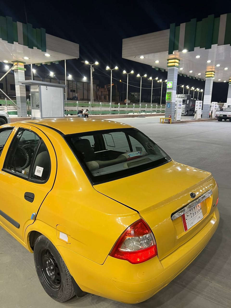 سلام عليكم  سياره طيبه موديل 15 رقم بغداد الانكليزي الجديد هزه جديده كلشي بيها جديد مبدل دوشمه جديده سياره بسمي تحويل ثاني يوم مكاني بغداد البلديات ***********  متواجد واتساب واتصال فقط
