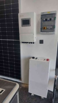 طاقة شمسية • النجف الأشرف • منظومات ١٠–٣٠ أمبير