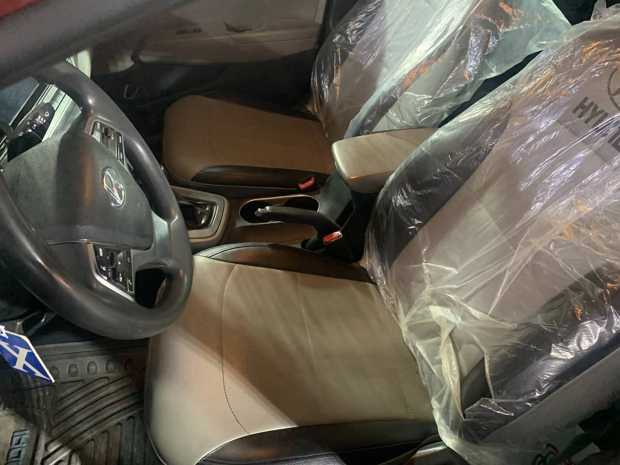 النترا 2017 للبيع ل
لون (احمر) بنيد مبدل 
باب الأيمن معمر
جاملغ الأيمن معمر 
جاملغ الأيسر بي بارد
مكينه مبدل (كازكيت )
السعر: 115 وبيه مجال 
المكان: مدينه الصدر
رقم الهاتف: ***********
