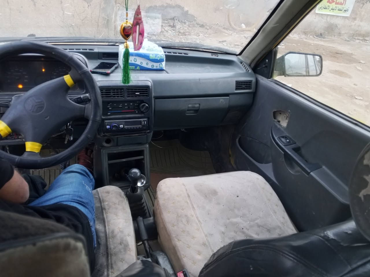 السلام عليكم سايبا للبيع موديل 2009 سيارة حلوة حيل لا خياس شواصي حلوات سنوية ماصاقطه  مال  الجناي السيارة مسجل شغال سماعات جاهزة تجي وشوف بعينك مصفرة السيارة  تجي وشوف بعينك بيها بس الثالث مايجي والباقي نعمه من الله الشراي يتصل اني مكلف بالنشر ***********
