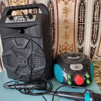 سماعات • كبيرة • صغيرة