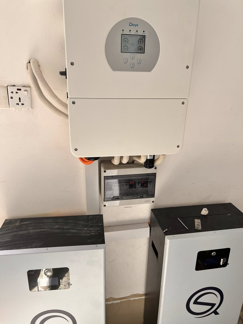 ☀️ تريد تتخلص من مشكلة انقطاع الكهرباء نهائياً؟  

نوفر لكم أفضل منظومات الطاقة الشمسية بأسعار مناسبة وجودة مضمونة ⚡

خدماتنا:
✅ تجهيز وتركيب منظومات طاقة شمسية  
✅ برمجة وضبط إعدادات الانفرتر والبطاريات  
✅ صيانة وتطوير المنظومات القديمة  
✅ استشارة مجانية حسب استهلاكك

ليش تختارنا؟
✔️ خبرة بالمجال  
✔️ أسعار منافسة  
✔️ شغل مضمون  
✔️ متابعة بعد التركيب

احجز استشارتك الآن 📞

***********  
***********

متوفر واتساب
