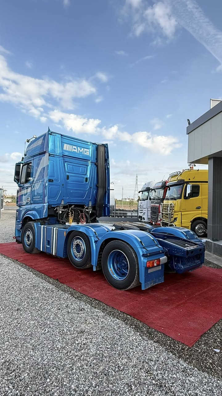 للبيع اكتروس MB4 

سنكل امامي بلادي 

2545

موديل 2017 

ثلاجة 

هورنات 

زعانف 

سبايدرات 

كاميرا 

حساس 

صبغ عام شركات (اصل لون ابيض)

السعر 53.000$ (خمسة دفاتر و ثلاثون ورقة)

العنوان : اربيل / قوش تبه (معرض نخشاو2)

للاستفسار و المعلومات (‭0771 999 9600‬ انمار)
