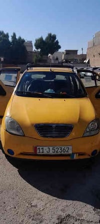 سيارة طيبه ١٦ السعر  ٣٢ وبيه مجال بسيط  العنوان الاعظمية   بيه ضربه بس...