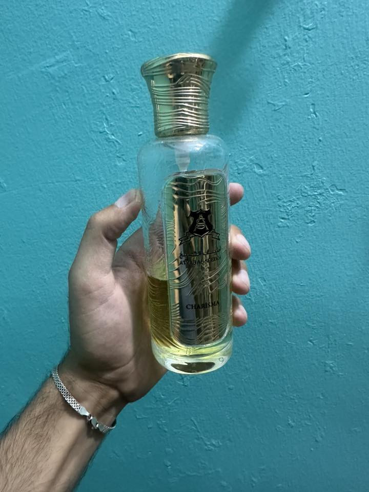 عطر اطياب الشيخ بي اقل نص للبيع مكاني البياع خي المعالف *********** سعر خاص
