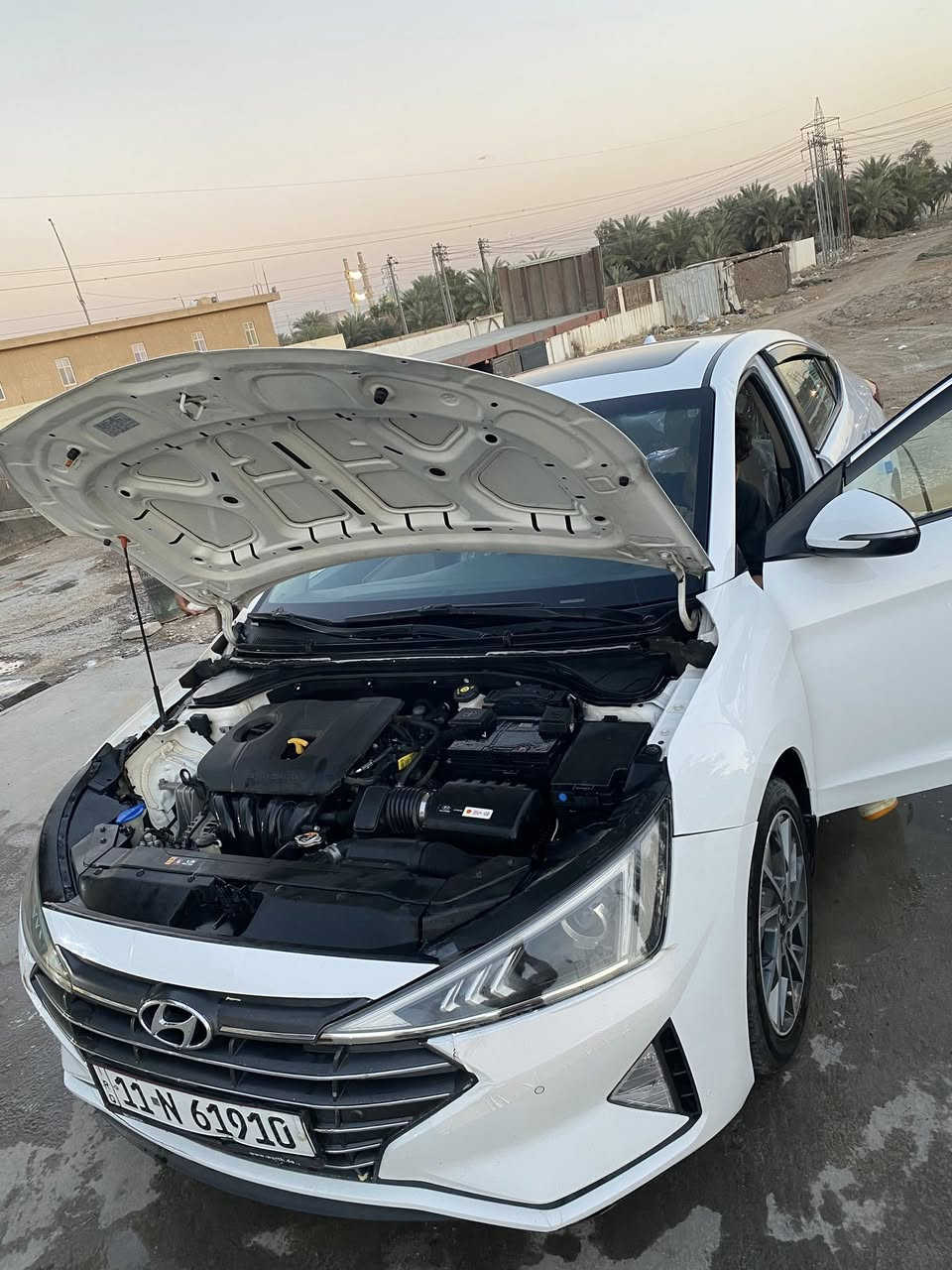 النتره 2020 رقم بغداد خليجي السياره فتحه تبريد قطعتين محرك 2000 دوش مري شفط ويل كب كروم تخم تاير جديد ستوني شاده سياره جاهزه من كلشي 
مكفول من الصبغ بيهه فقط بارد الباب الخلفي وره السائق مكاني نجف حي ميسان السعر المطلوب 147 وبيهه مجال ***********
