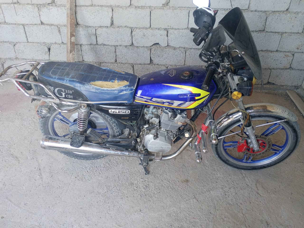 سيفان 2022
سعر 700
بيها مجال 
***********
