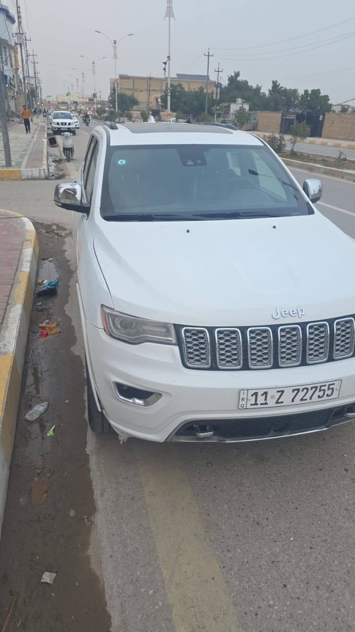 سلام عليكم جيب ١٤ اصل معلايه ٢٢ بيه بس بنيد رقم بغداد بسمنه مكانه ناصريه فول مواصفات للاخير جكات محرك ٥٧٠٠سياره جديده سعره ١٨٥ وبيه مجال ***********
