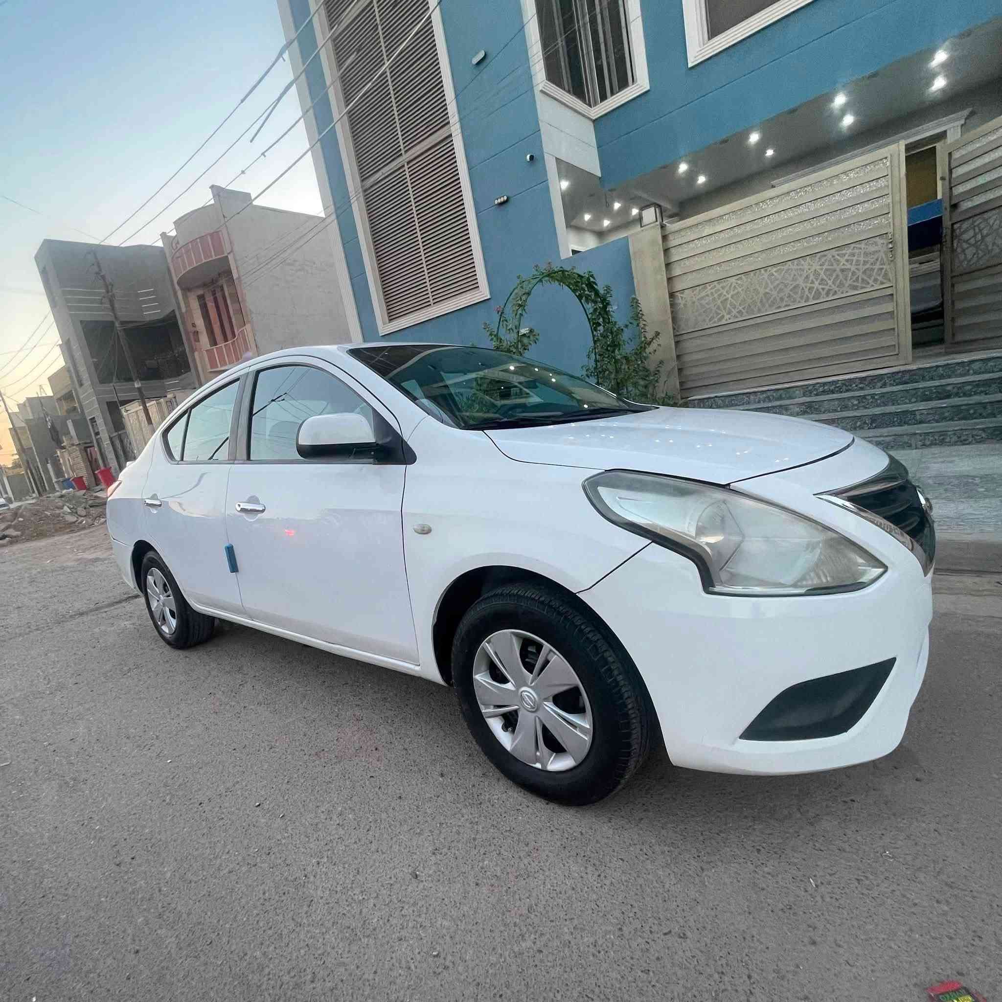نيسان سني هندي موديل 2018 
بيها جاملغ الايمن صبغ وملاحظات على البارد مثل مموضح بلسونار سيارة خير من الله مكفولة عدا المذكور رقم بغداد  انكليزي باسمي تحويل ثاني يوم ماشيا 145 السعر  المطلوب 85 
للتواصل الرقم ***********
