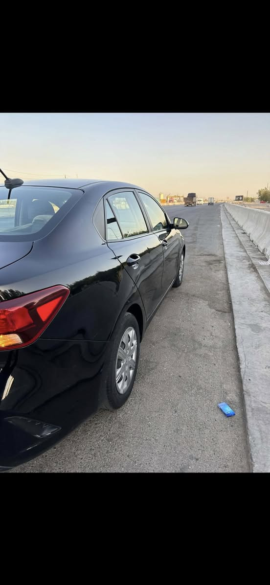 كيا ريو 2021 للبيع - سعر 16,000,000 دينار 🚗

المواصفات:
 •  الموديل: 2021 | اللون: أسود
 •  المسافة: 87,000 ميل / 140,000 كم
 •  تبريد ثلج شغال، مكينة وكير ناجحات
 •  تايرات جديدة 
مكينه 1600 دوش 

ملاحظة: بيها حادث جاملغ يمين وبنيد من فوك، وجاملغ خلفي بارد مصلح. السيارة شغالة يومياً ومابيها مشاكل ميكانيكية.

السعر: 16,000,000 دينار  

البيع مستعجل، السعر نهائي ومابيه مجال للمساومة هواي

للتواصل: ‭0787 217 5790‬ واتساب
