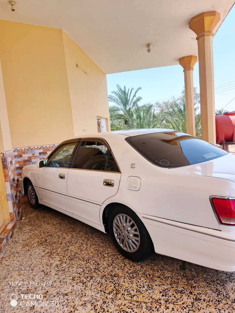 للبيع جنون 2003 
جاهزة ما تخسر عليها دينار 
تبريد ثلج ❄️ 
طخم تاير كارتون
غرفتها ممتازة جداً  
دگمتين 
بردة خلفية 
زنون عالي واطي 
السيارة ممتعوبة بحالة ممتازة 
ماشية 91 الف حقيقي 
السيارة احلى من الصور
 
گصة قمارة فقط فقط
  
***********
***********
السعر 41
