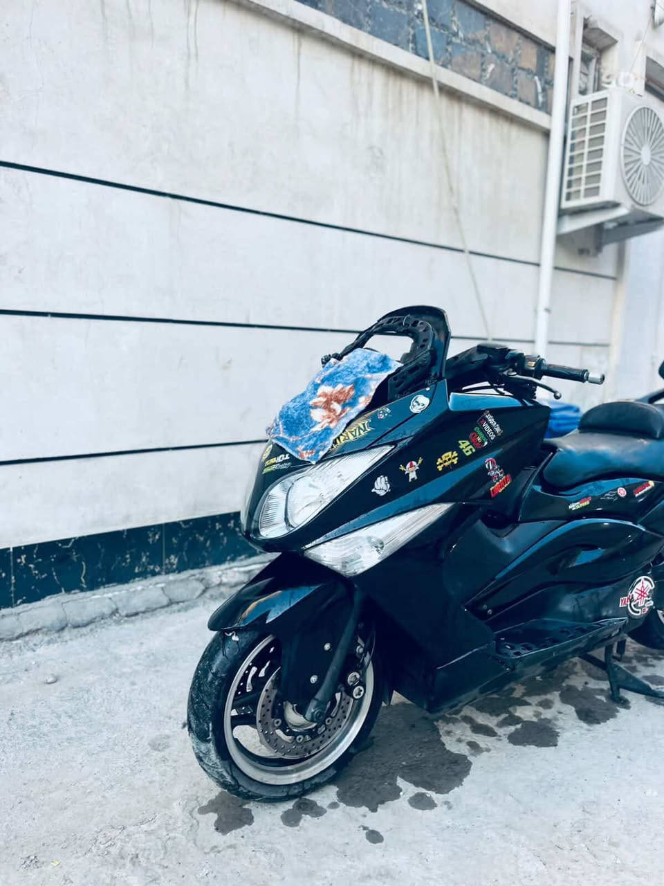 سلام عليكم تيماكس 2011 للبيع مكينة مكفولة كهربائيات مكفولة كلشي مكفول بيه بيه نقوصات بسيطة السعر 26 ورقة وبيه مجال موجود بس رقم و واتساب ***********غير متواجد بل فيس
