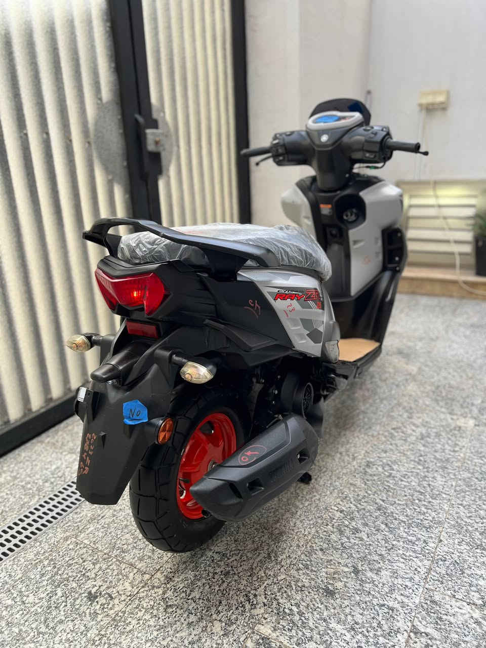 ســلام عليڪم 🤝
⭕️YAMAHA ZR  2023
مكفوله بحاله الوكاله 🩷

‏‎للاستفسار ***********☎️ ‏السماوة الحيدريه .شارع المحافظه ‏‎متوفر🟥بيع🟥شراء🟥مراوس🚦اقصاد⭐️

