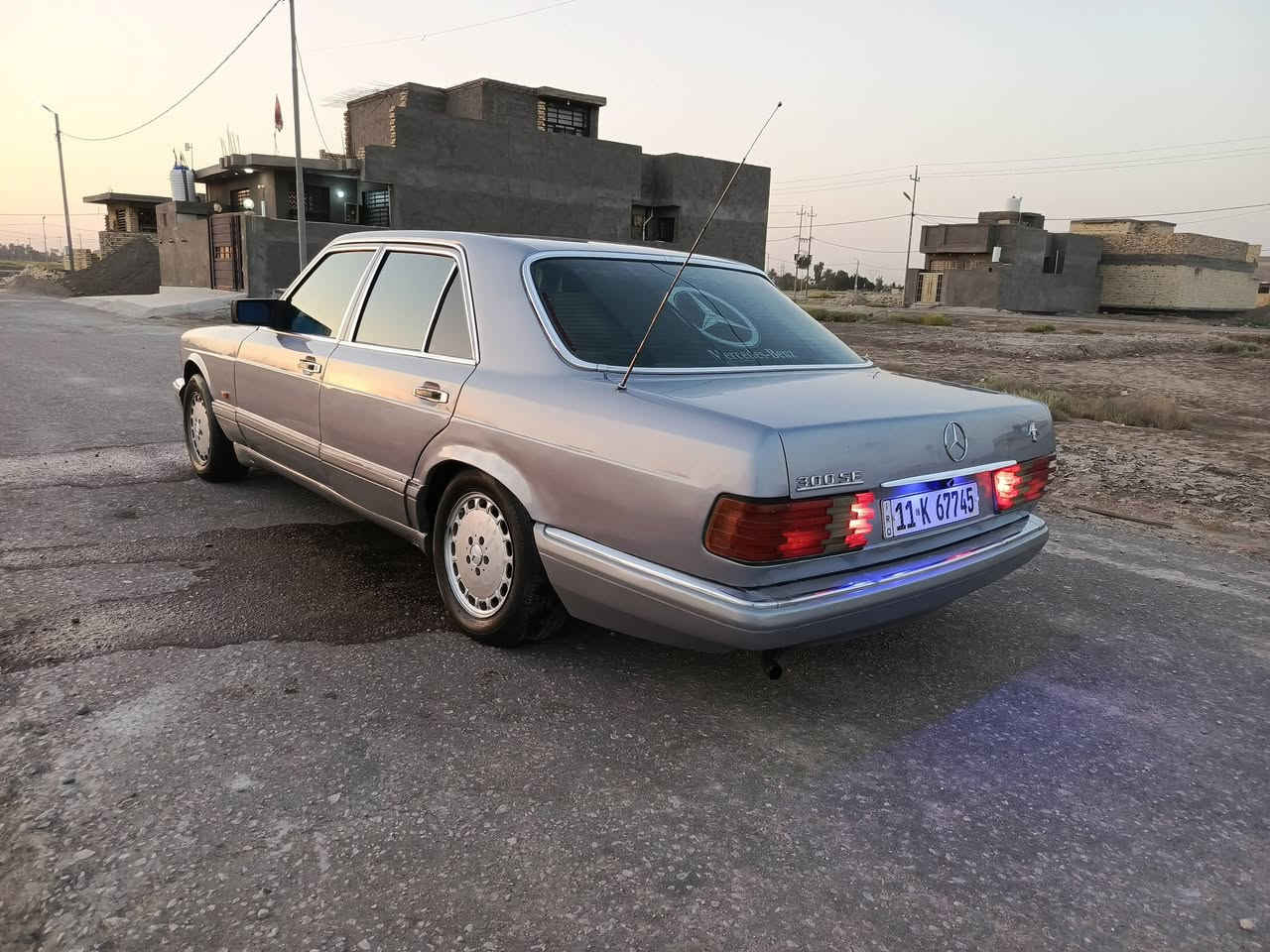 السلام عليكم مرسيدس جامبو 85 رقم بغداد دولي سنويه 2031 تحويل مباشر مكينه 3000 مكفوله كير اكسن مكفولات حداديه 90/100 مصبوغه جماليه كهربائيات كله شغاله فتحه شغاله اريل كهربائي دوخله حلوه  لسعر 40 وبيه مجال مكاني بابل قضاء القاسم اللاستفسار ***********
